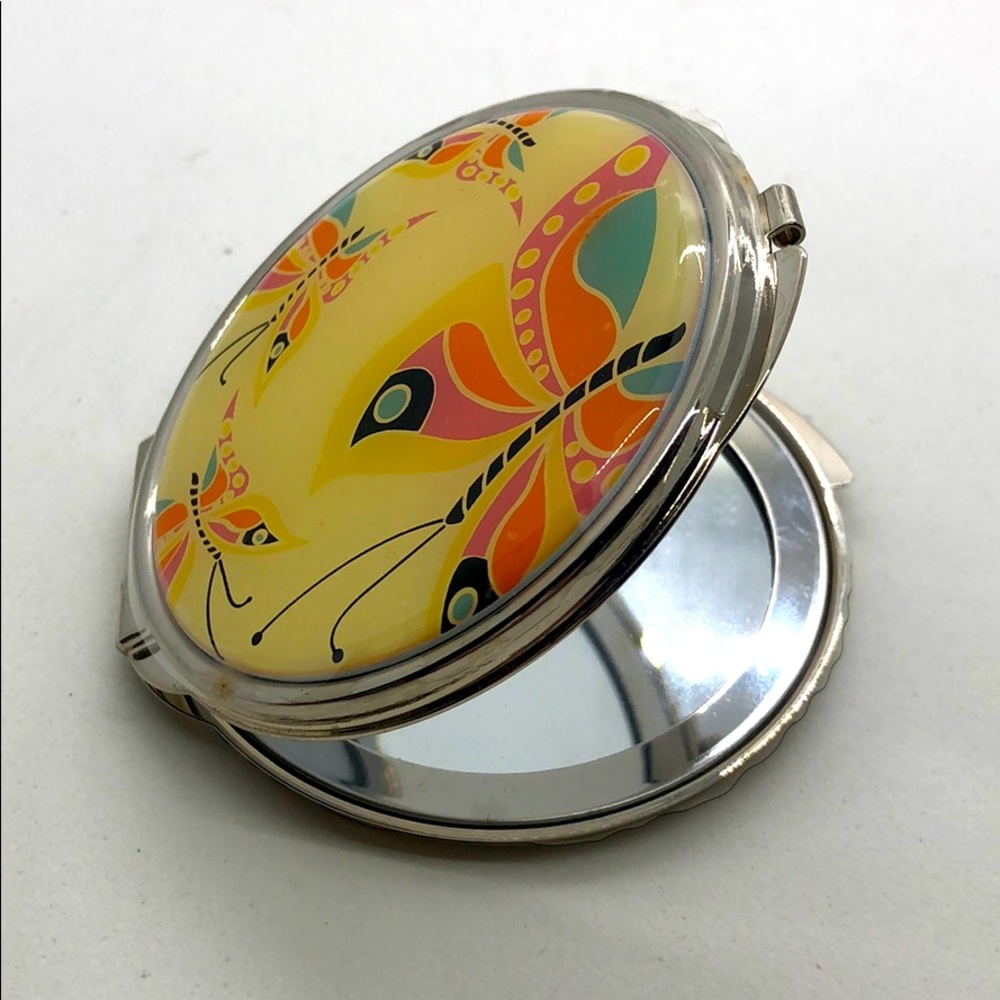 Butterfly Compact Mirror